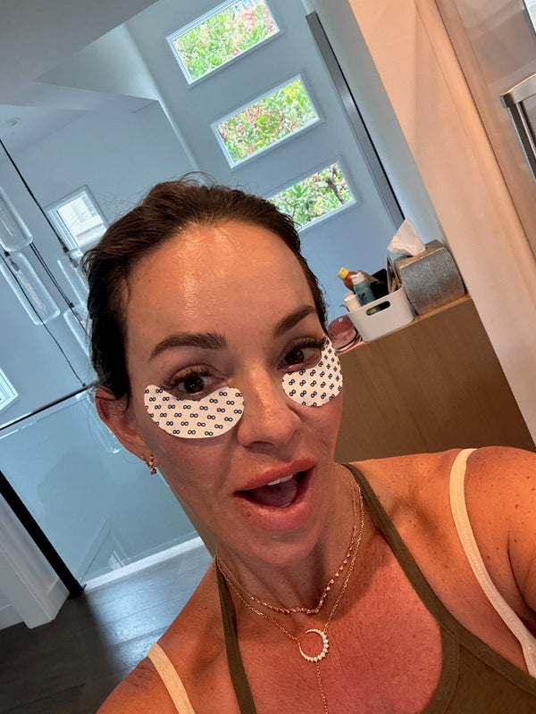 Loop community member wearing GHK-Cu Glow Eye Patches